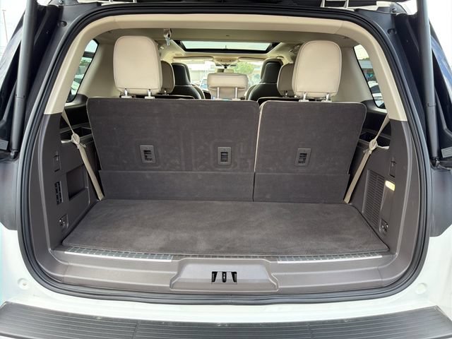 Used 2024 Lincoln Navigator Reserve AWD/4WD image 26