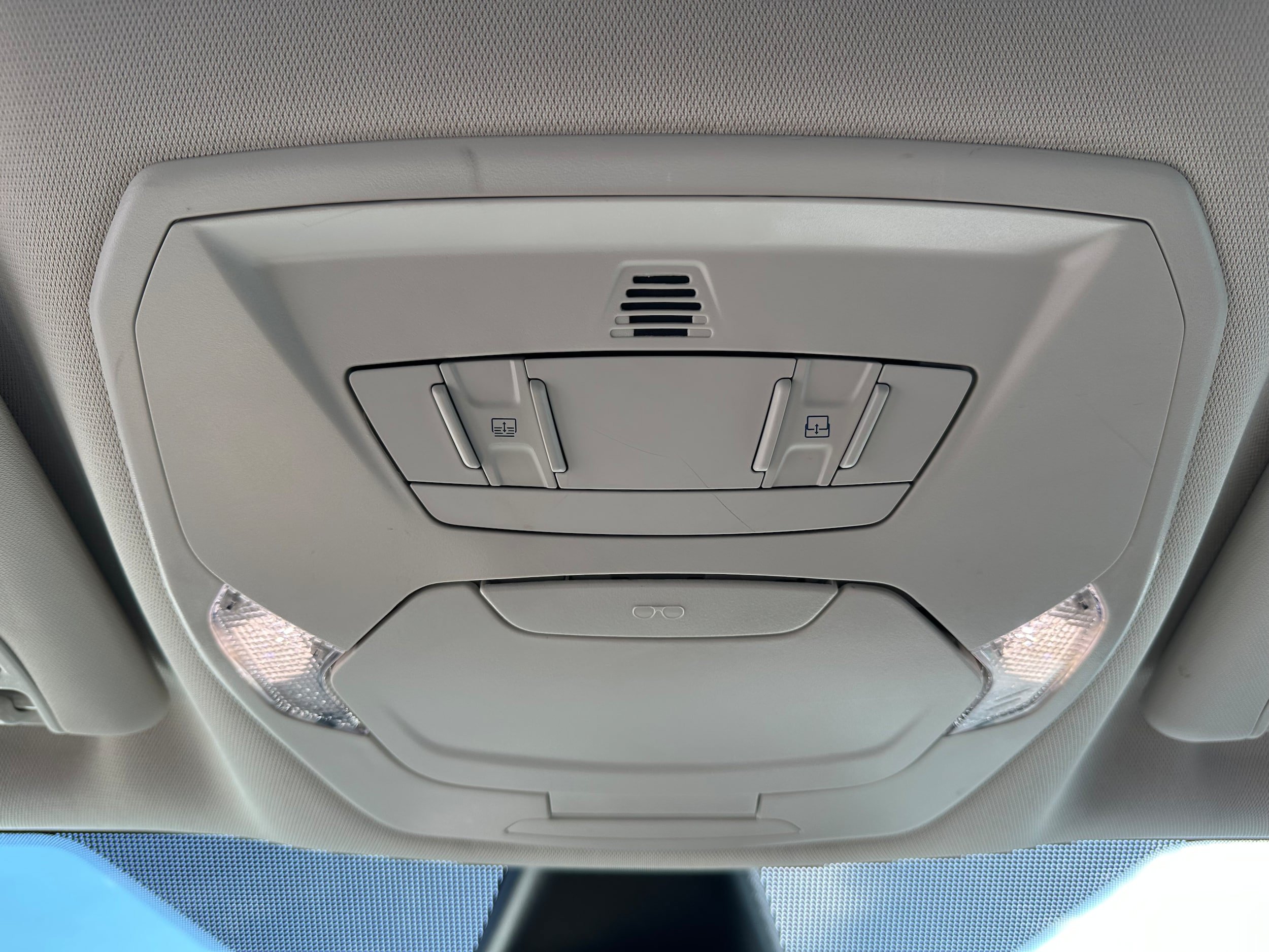 Used 2019 Ford Escape Titanium AWD/4WD image 28