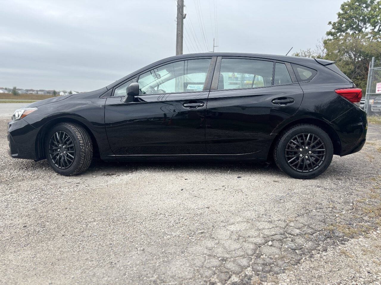 Used 2019 Subaru Impreza 2.0i AWD/4WD image 2