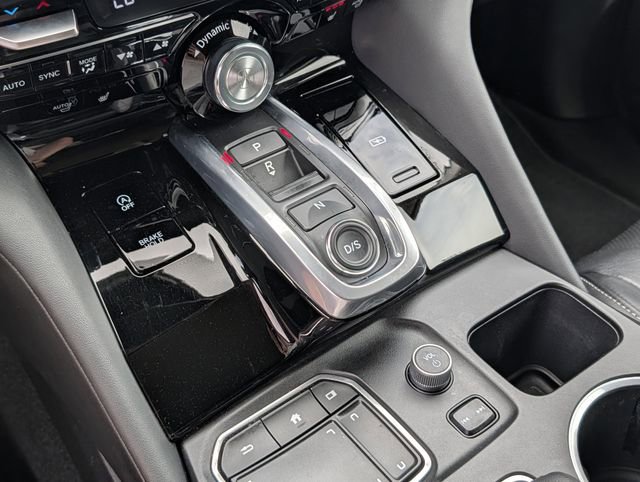 Certified 2023 Acura MDX FWD w/ Technology Package image 16