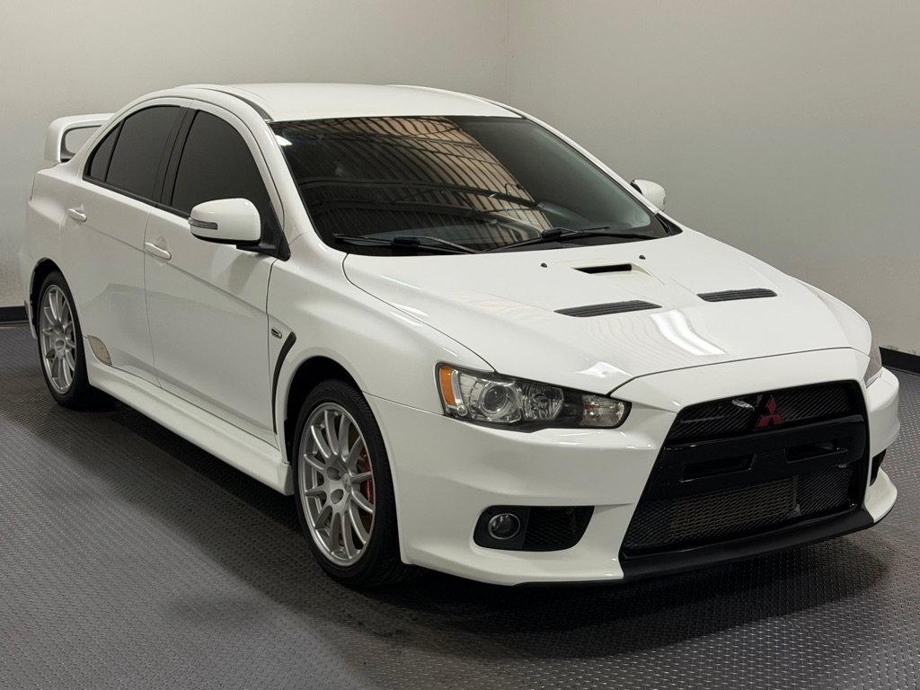 Used 2015 Mitsubishi Lancer Evolution GSR AWD/4WD image 4