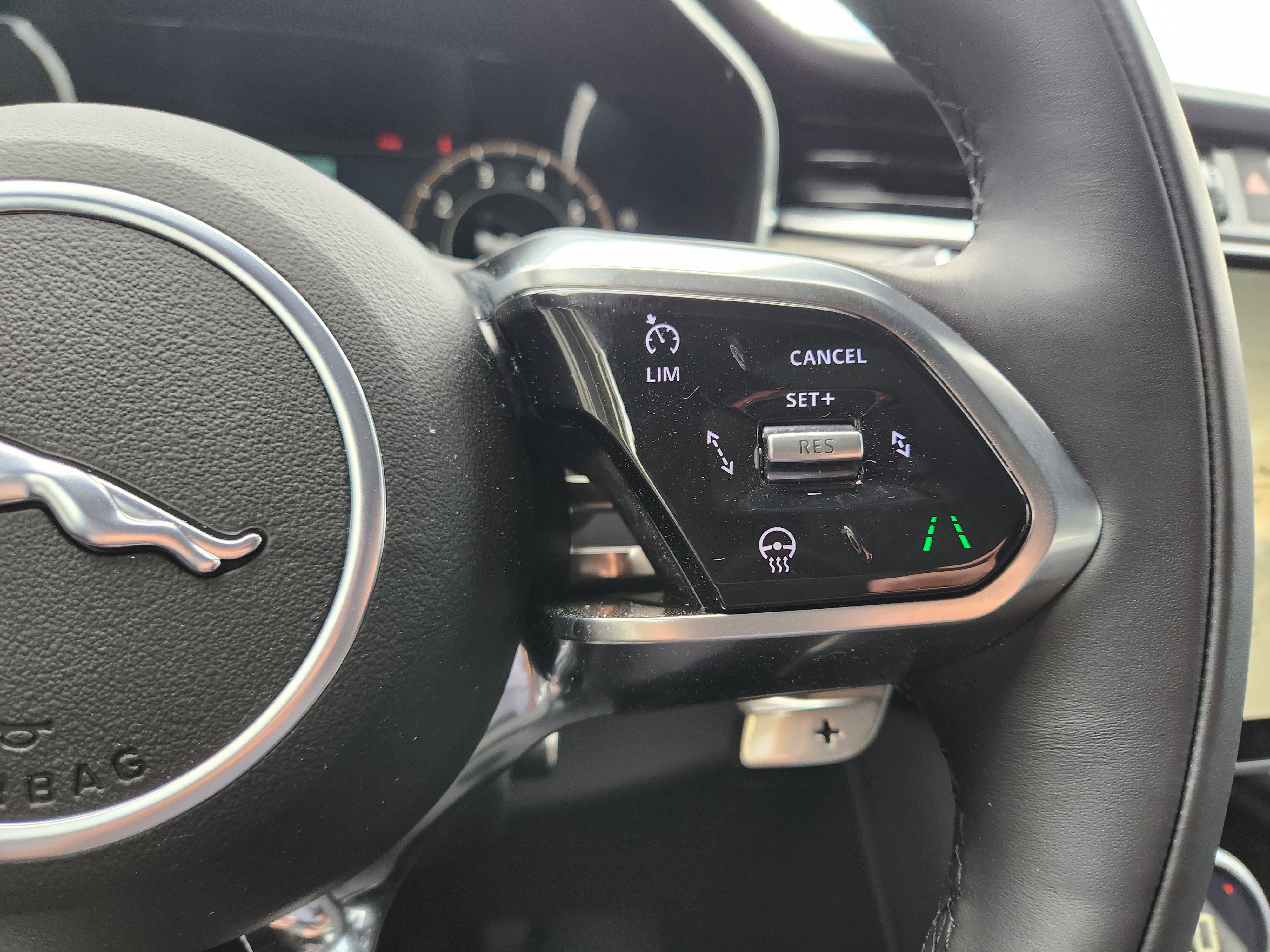 New 2026 Jaguar F-PACE R-Dynamic S image 29