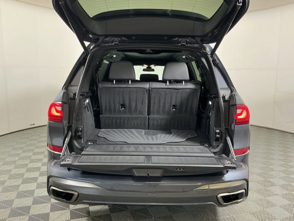 Certified 2022 BMW X7 M50i w/ Cold Weather Package AWD/4WD image 31