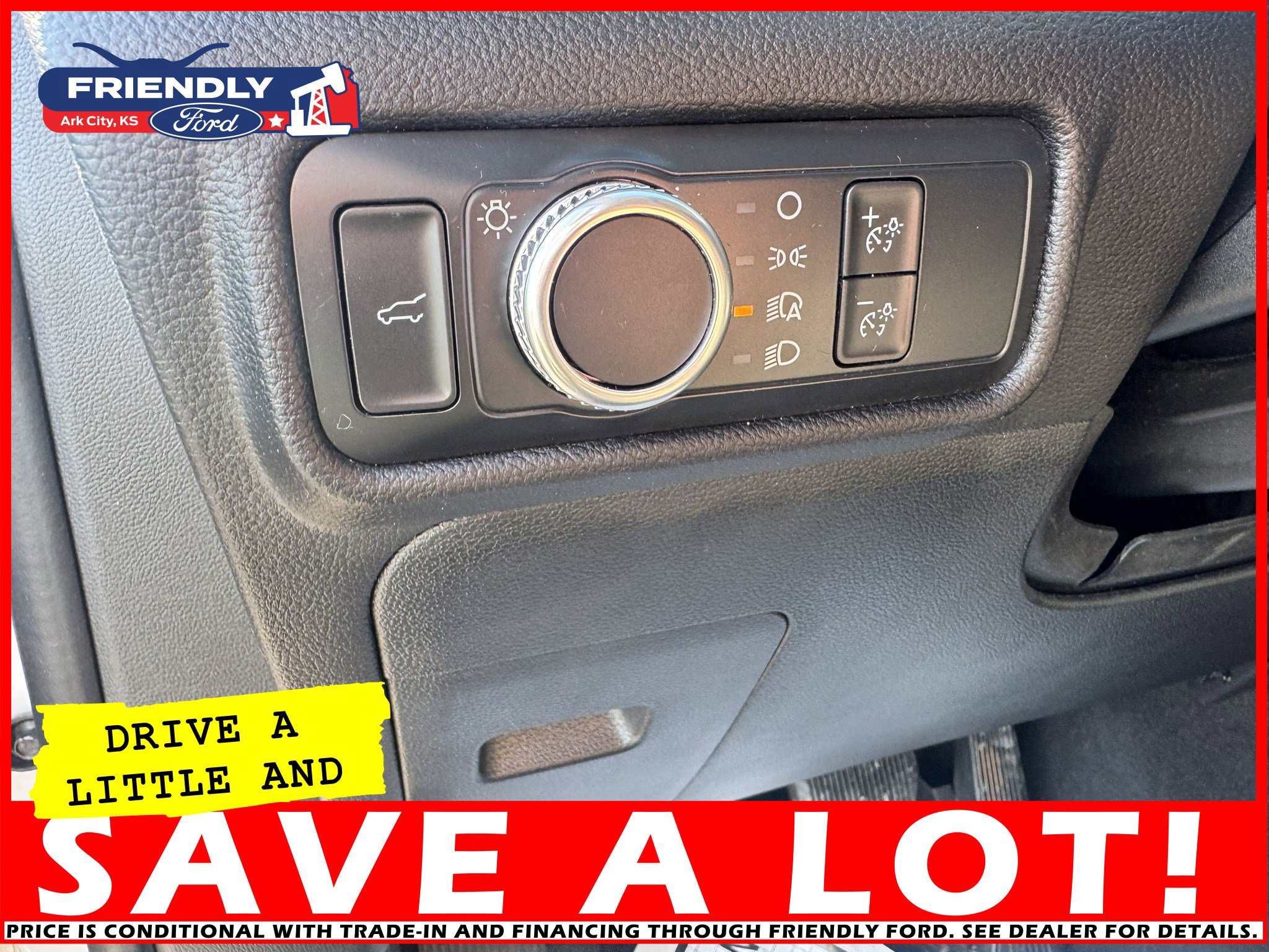 Used 2022 Ford Explorer XLT image 19