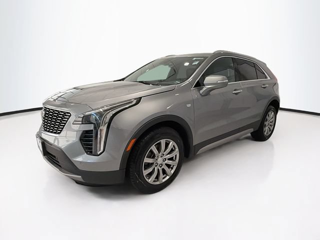 Certified 2023 Cadillac XT4 Premium Luxury w/ Cold Weather Package AWD/4WD image 3