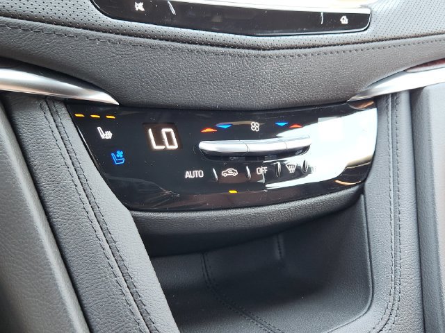 New 2026 Cadillac XT5 Premium Luxury w/ Driver Assist Package AWD/4WD image 17