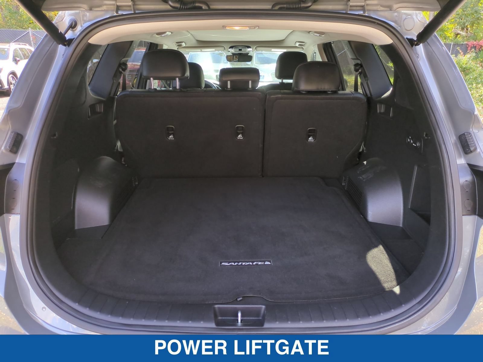 Used 2023 Hyundai Santa Fe SEL w/ Premium Package AWD/4WD image 35