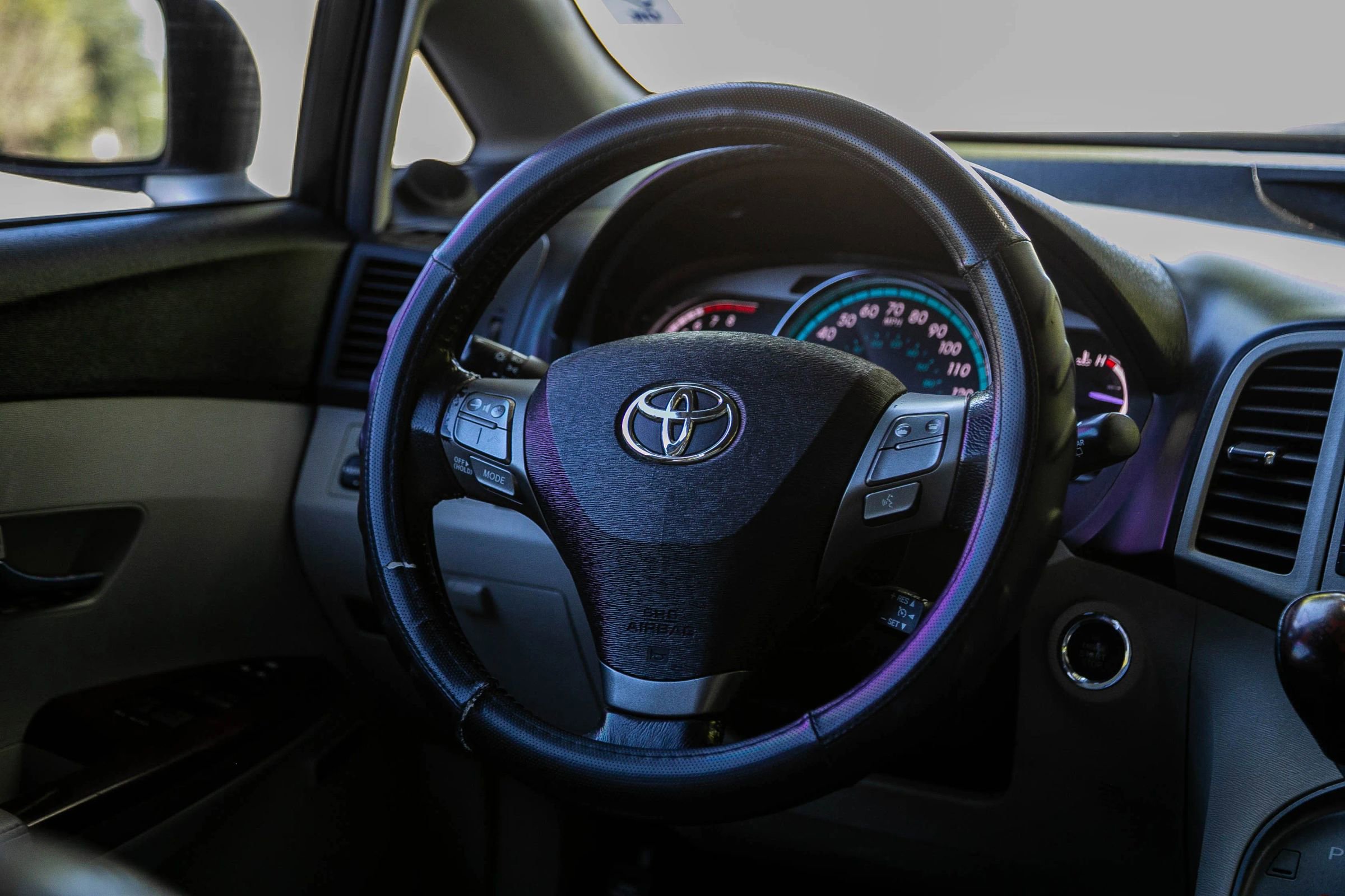 Used 2011 Toyota Venza Wagon 4D w/ Premium Pkg #2 image 21