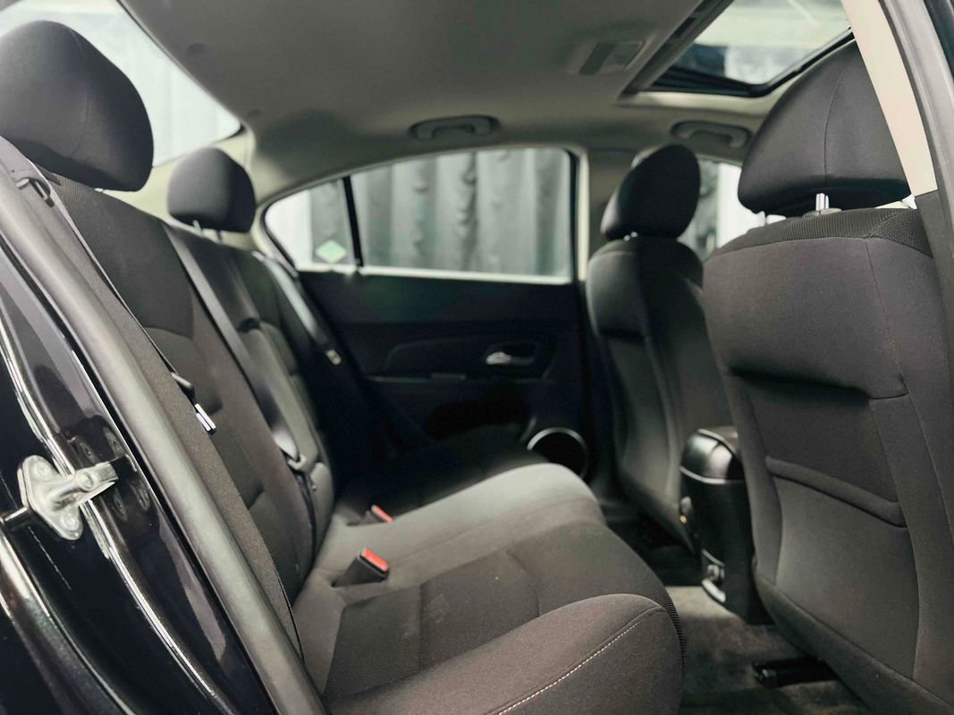 Used 2013 Chevrolet Cruze LT w/ All-Star Edition image 19