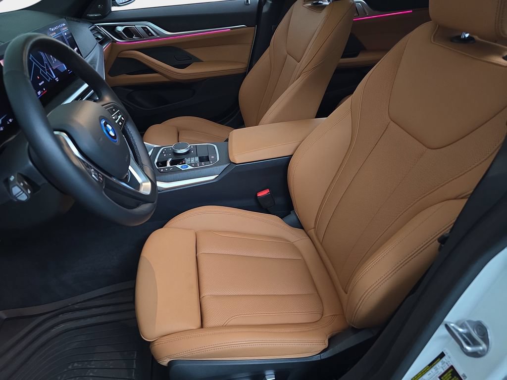Used 2023 BMW i4 eDrive35 RWD image 18
