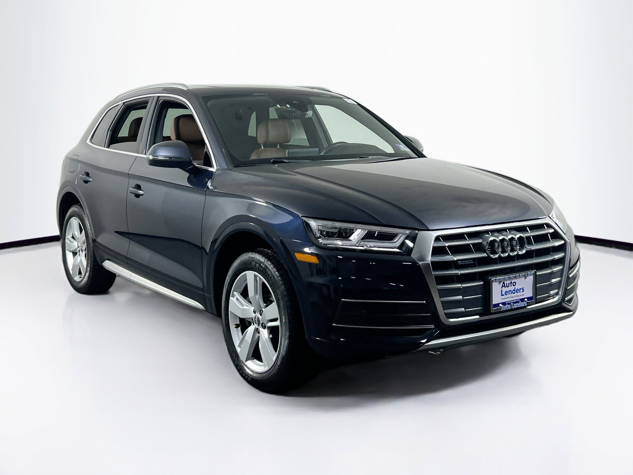 Used 2019 Audi Q5 2.0T Premium Plus w/ Premium Plus Package image 3