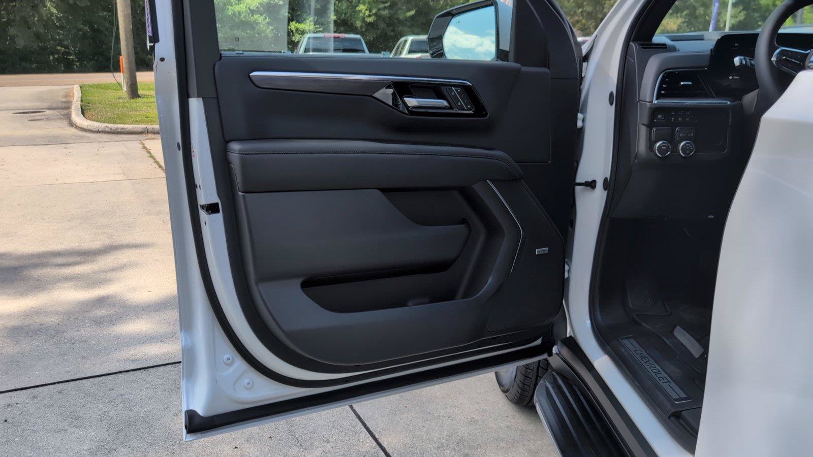 New 2026 Chevrolet Tahoe LT w/ Comfort Package RWD image 11