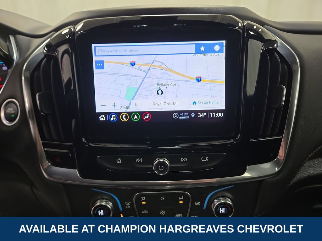 Used 2023 Chevrolet Traverse RS image 18