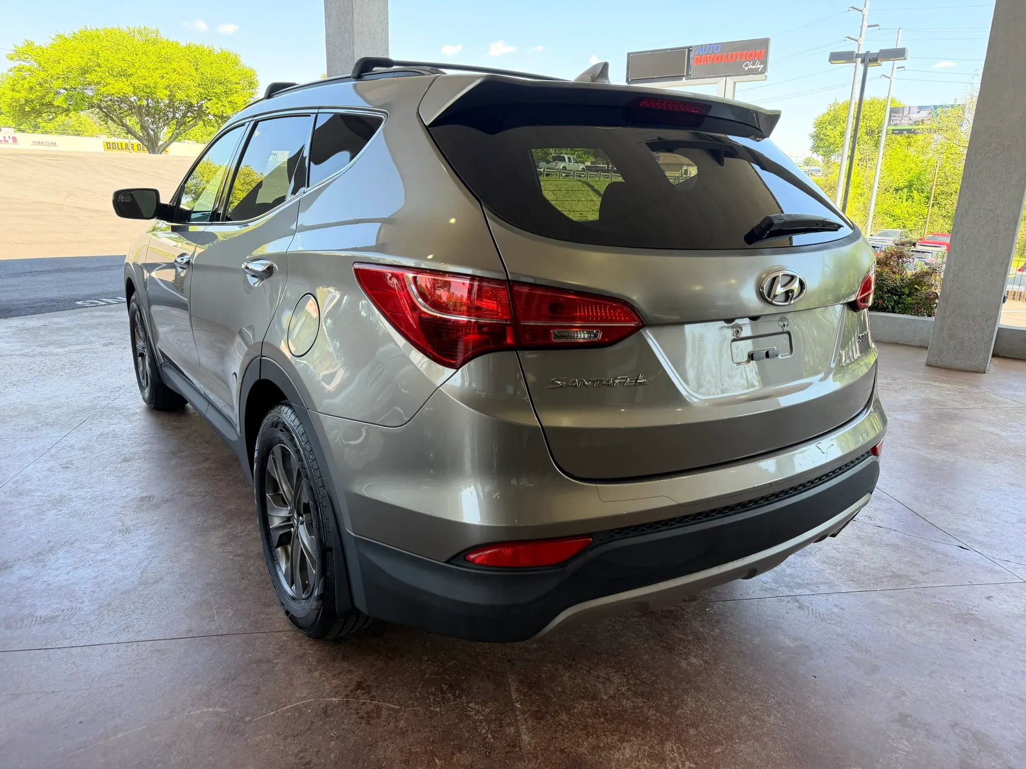 Used 2015 Hyundai Santa Fe Sport w/ Option Group 02 FWD image 4