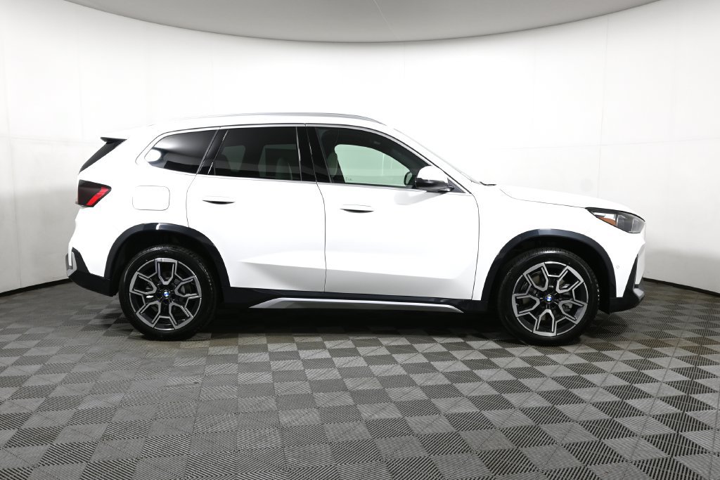 New 2027 BMW X1 xDrive28i AWD/4WD image 8