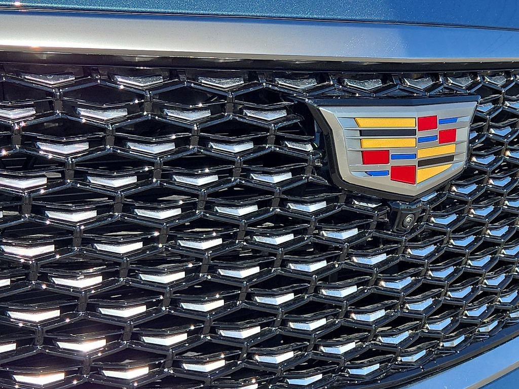 Used 2025 Cadillac Escalade Premium Luxury RWD image 7