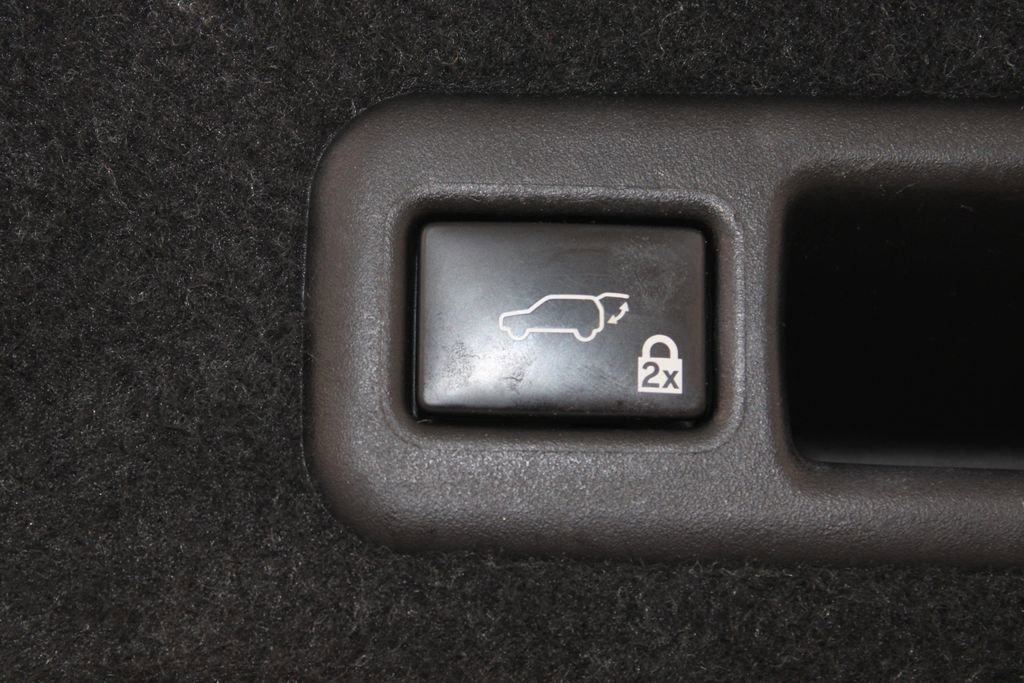 Used 2019 Lexus RX 450h AWD w/ Navigation Package image 16