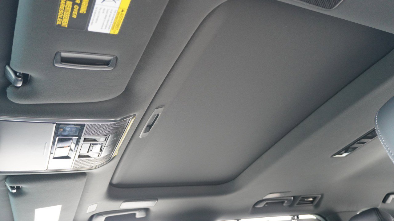 Used 2024 Lexus LX 600 4WD w/ Luxury Package image 27