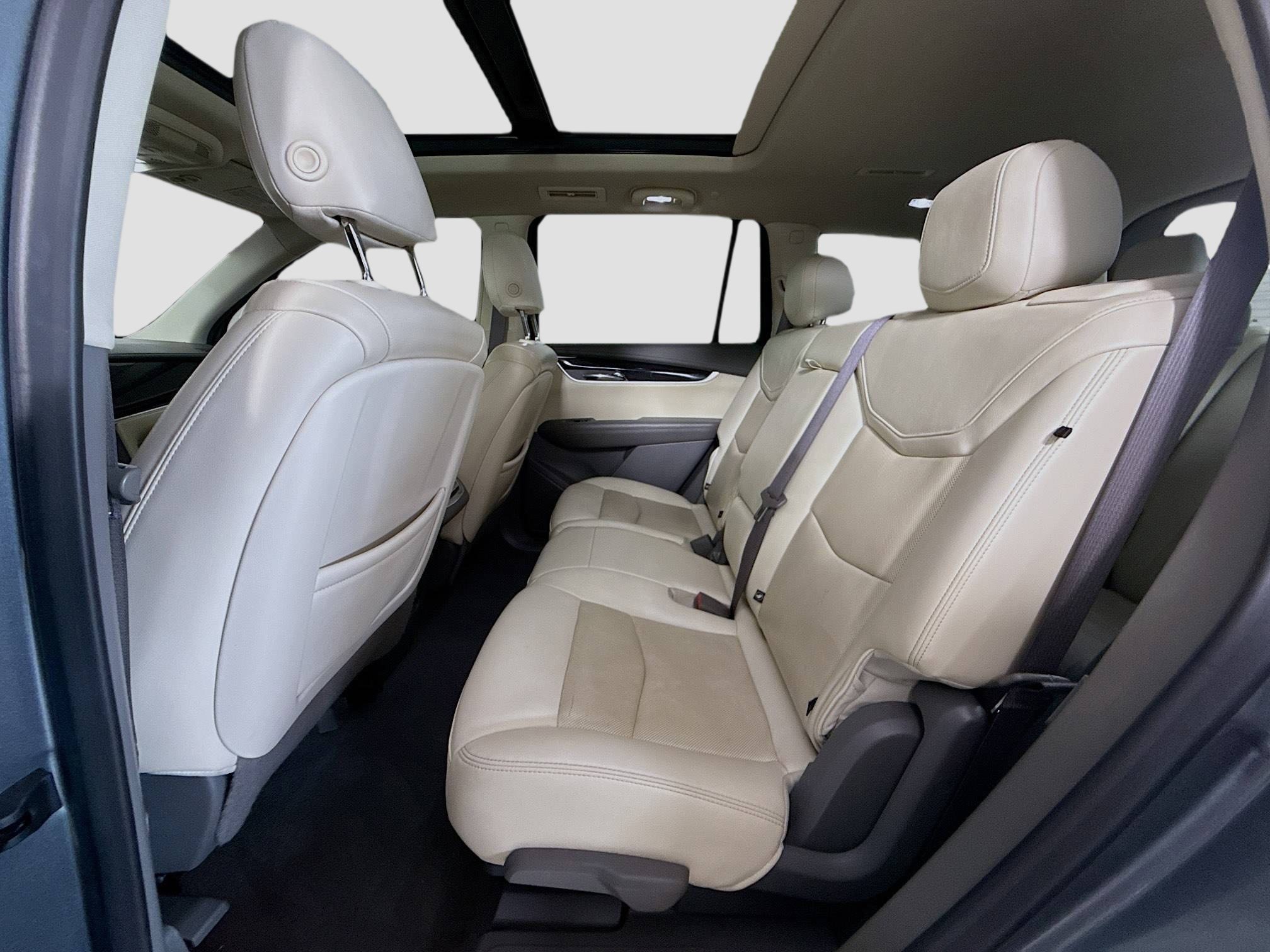 Used 2022 Cadillac XT6 Premium Luxury FWD image 23
