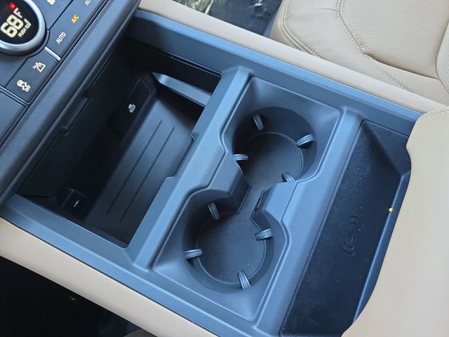 New 2026 Land Rover Defender 110 X-Dynamic SE AWD/4WD image 18