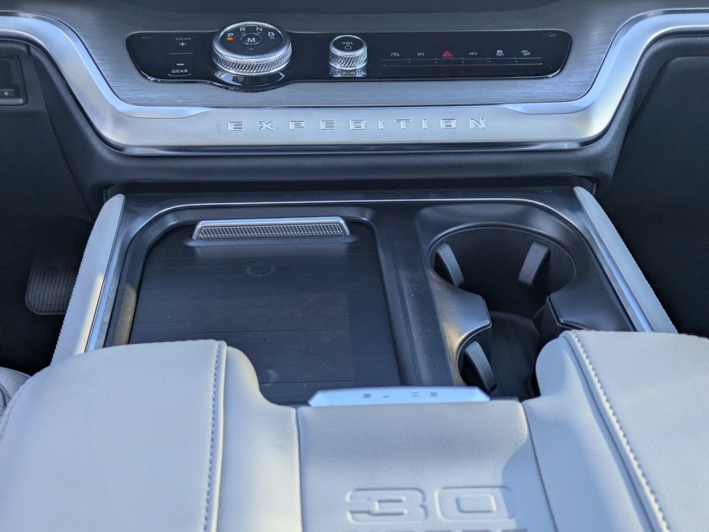 New 2027 Ford Expedition Platinum AWD/4WD image 22
