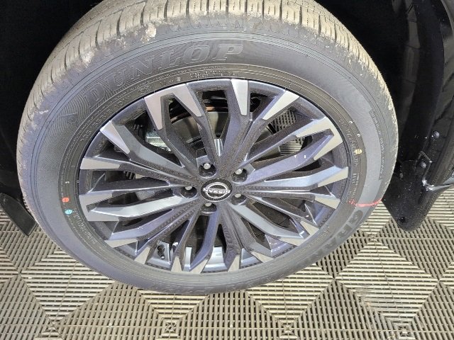 New 2026 Nissan Rogue Platinum image 8