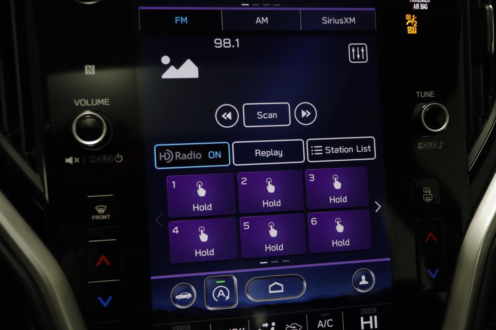 Used 2020 Subaru Legacy Limited w/ Popular Package #3 image 11