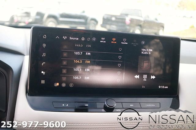 Certified 2024 Nissan Rogue SL FWD image 28