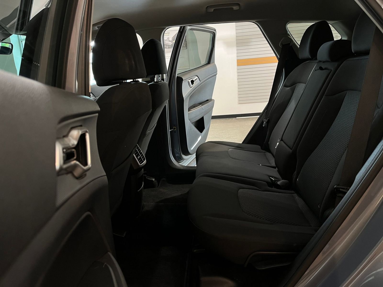 Used 2025 Kia Sportage LX FWD image 25