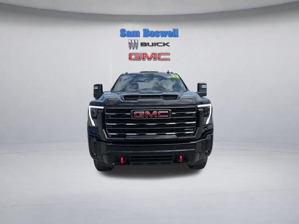 Used 2025 GMC Sierra 2500 AT4 AWD/4WD image 5