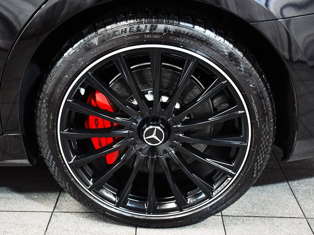 Used 2025 Mercedes-Benz S 63 AMG S w/ AMG Night Package image 8