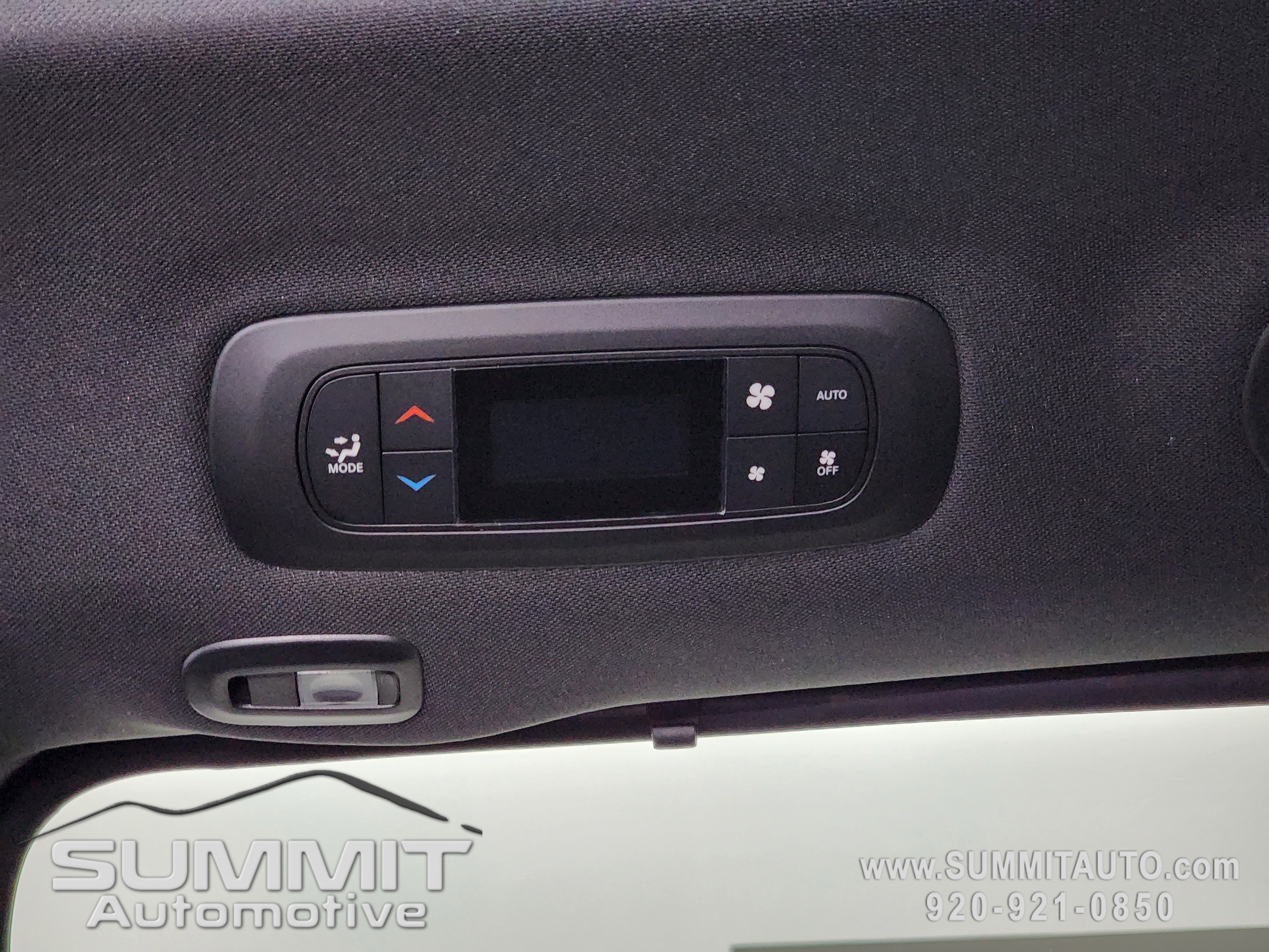 New 2026 Chrysler Pacifica Limited w/ S Appearance Package image 40