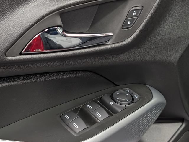 New 2026 Chevrolet Trax LS w/ LS Convenience Package FWD image 14