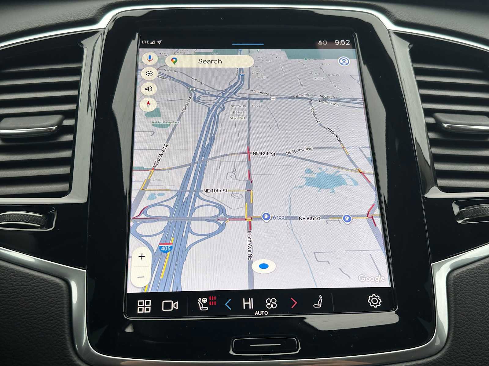 Certified 2024 Volvo XC90 T8 Ultimate image 28