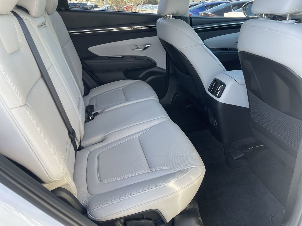 Used 2022 Hyundai Tucson Limited image 25