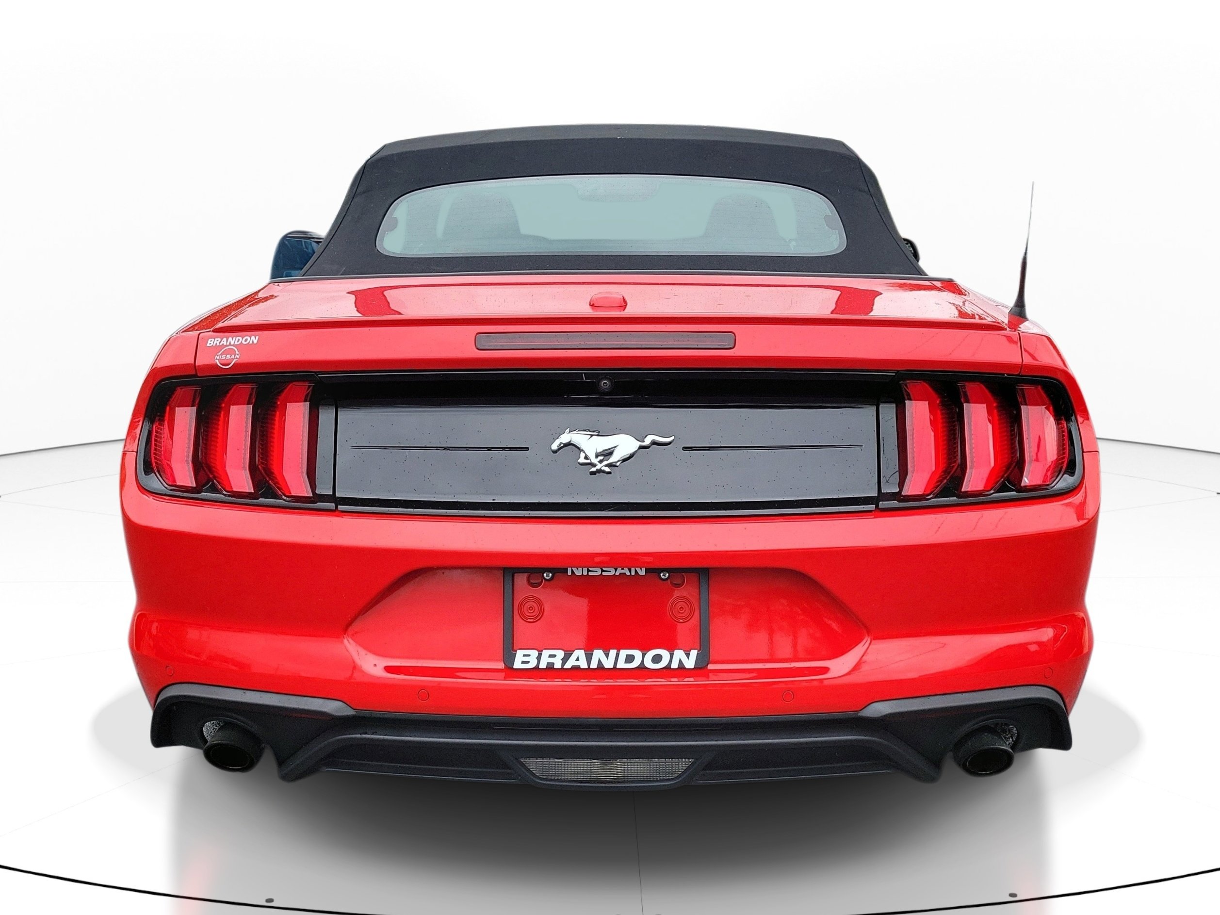 Used 2022 Ford Mustang Premium RWD image 6