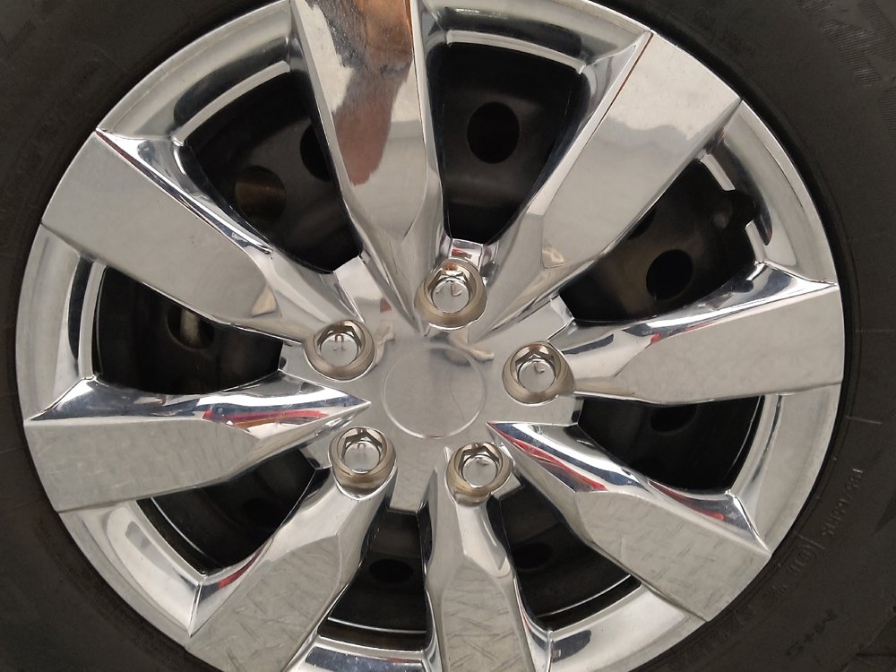 Used 2021 Nissan Versa S FWD image 31