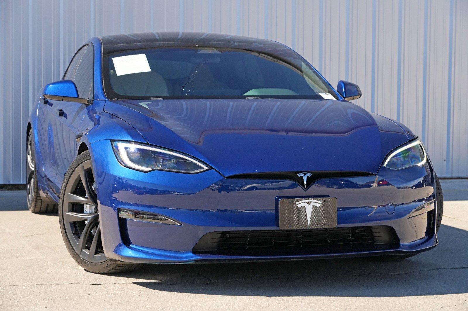 Used 2022 Tesla Model S Plaid image 4