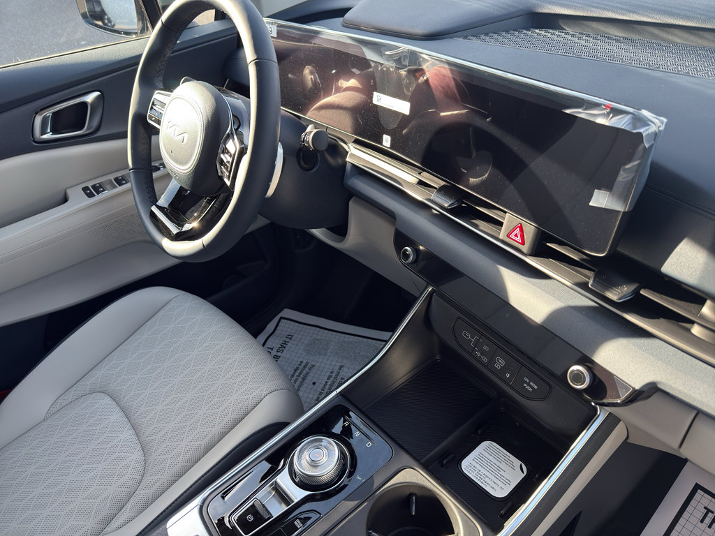 New 2026 Kia Carnival EX image 22