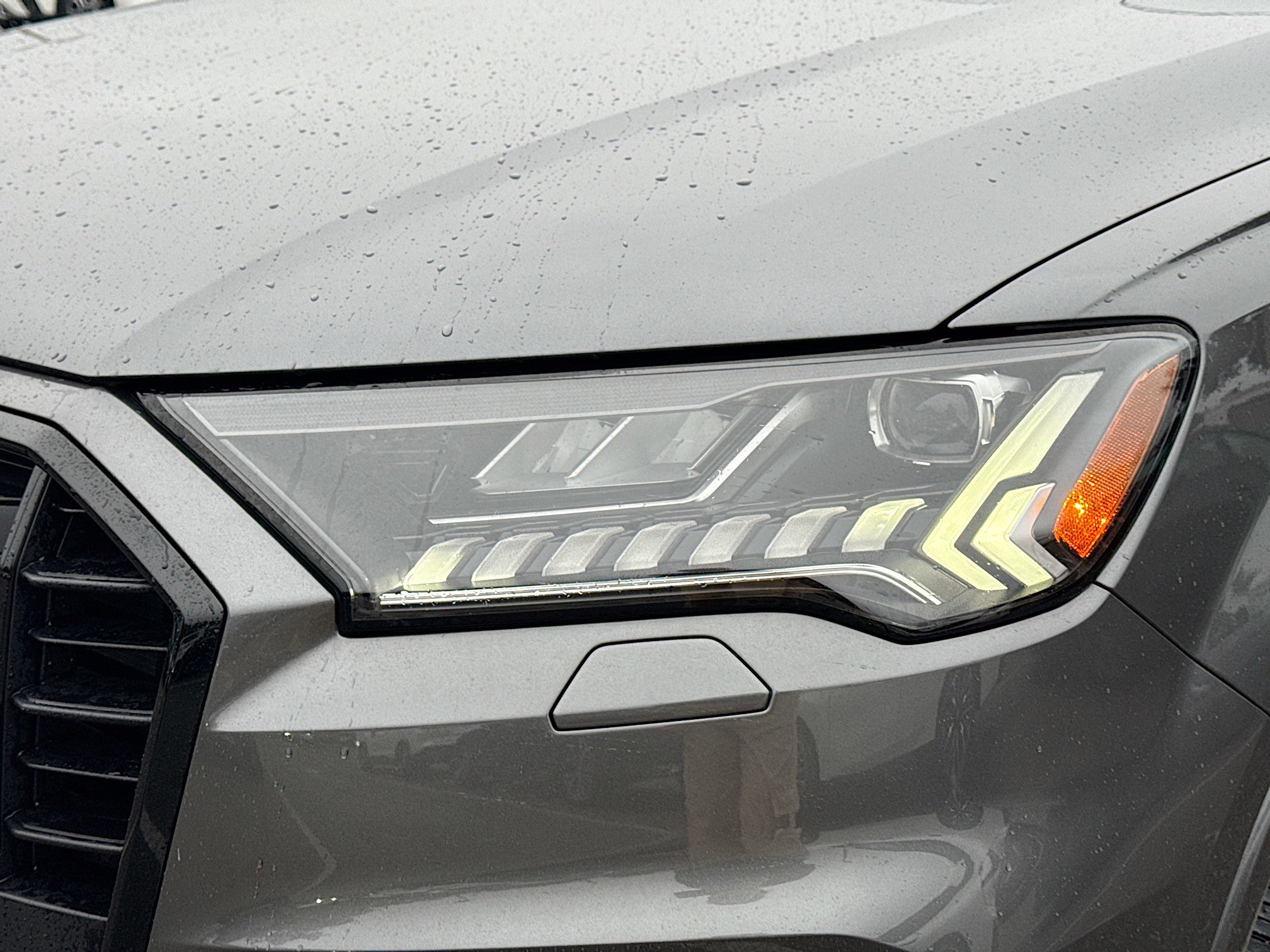 Used 2024 Audi Q7 Premium Plus image 9