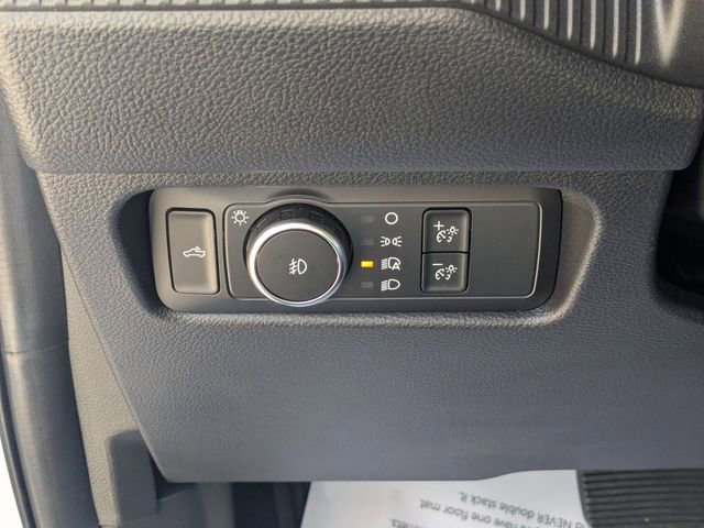 Used 2024 Ford Ranger Lariat w/ Trailer Tow Package image 16