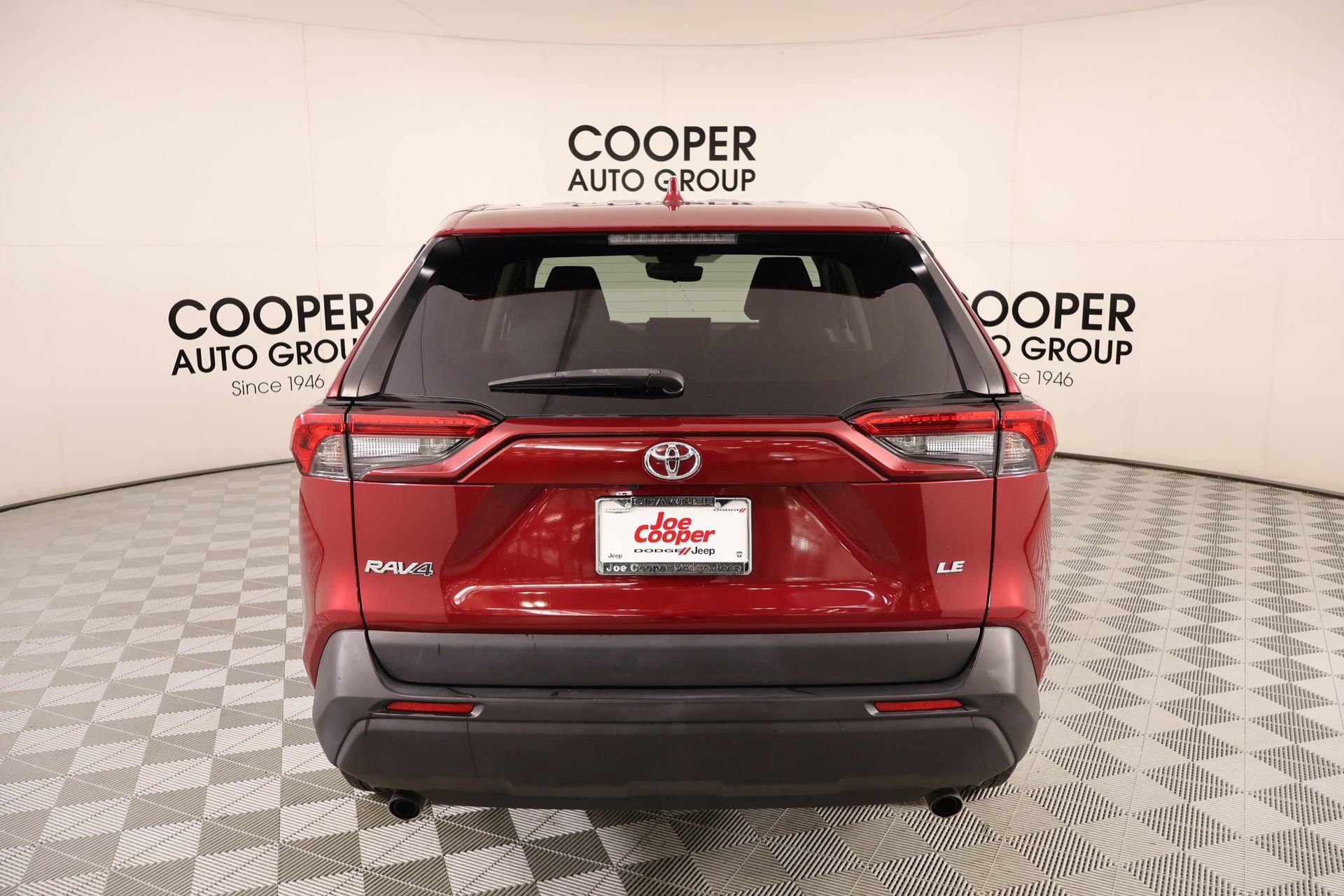 Used 2022 Toyota RAV4 LE image 20