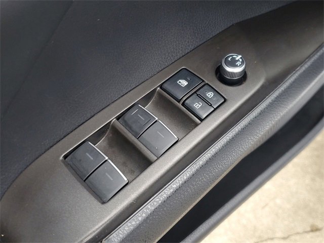 Used 2021 Toyota Camry XSE image 15