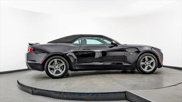 Used 2020 Chevrolet Camaro LT image 33