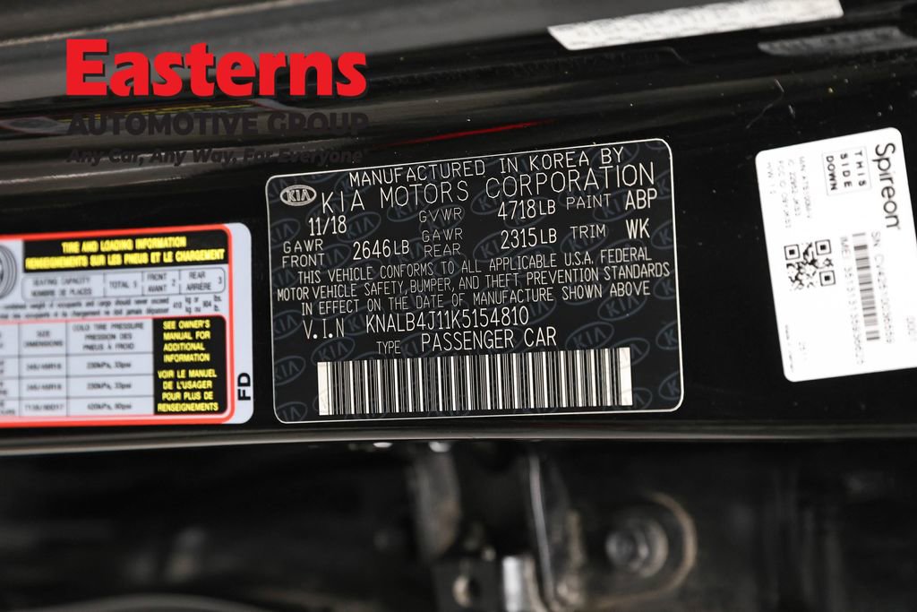 Used 2019 Kia Cadenza Premium image 36