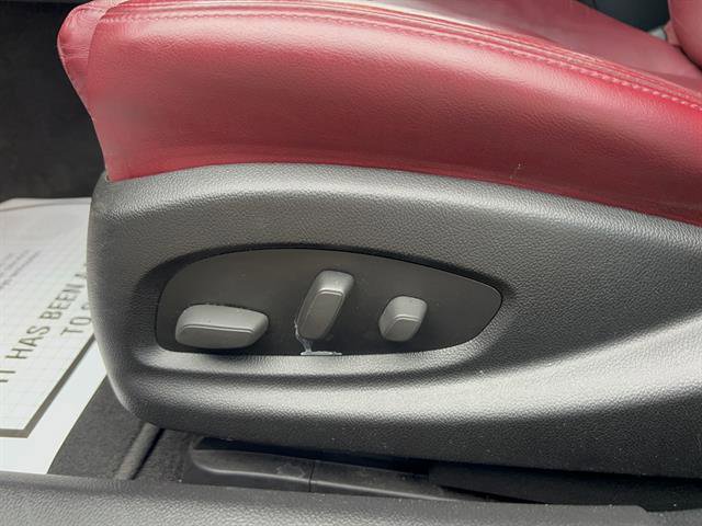 Used 2014 Cadillac ATS Luxury w/ Sun And Sound Package image 16