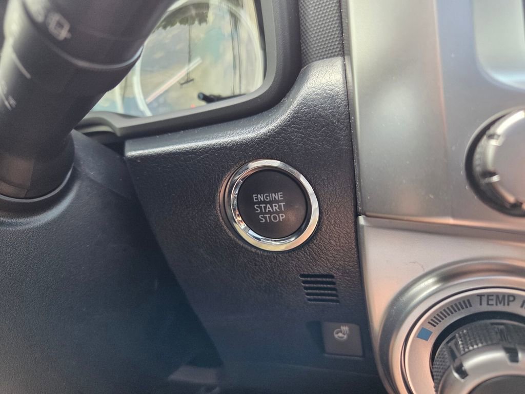 Used 2023 Toyota 4Runner Limited image 27