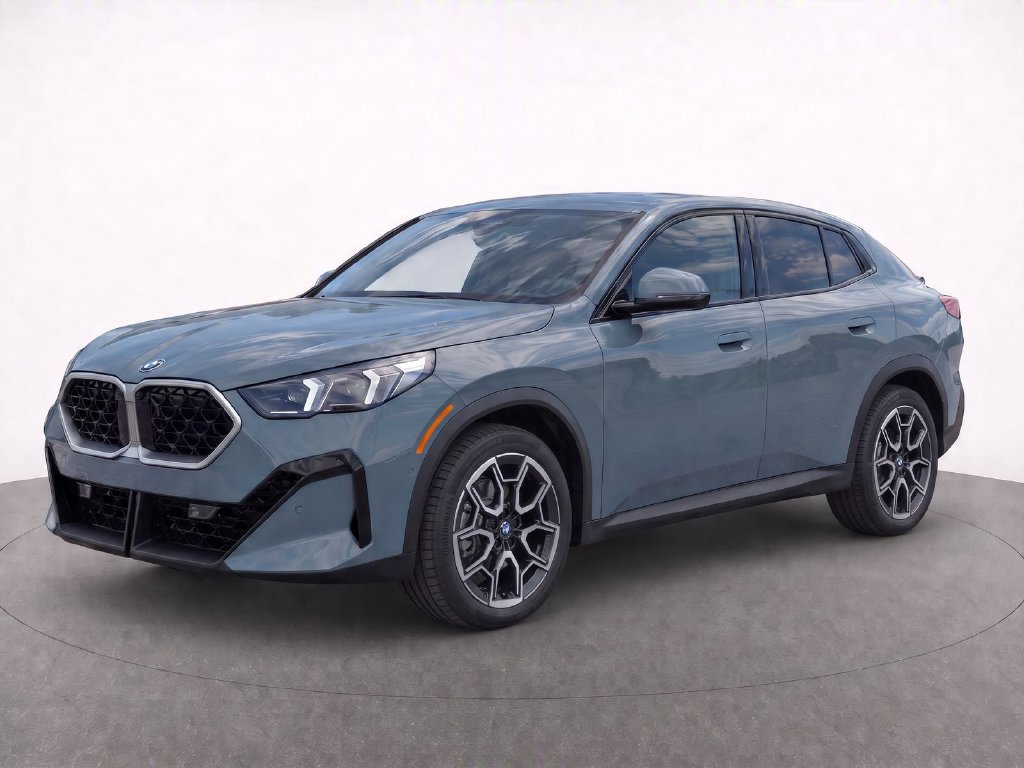 Used 2026 BMW X2 xDrive28i AWD/4WD image 3