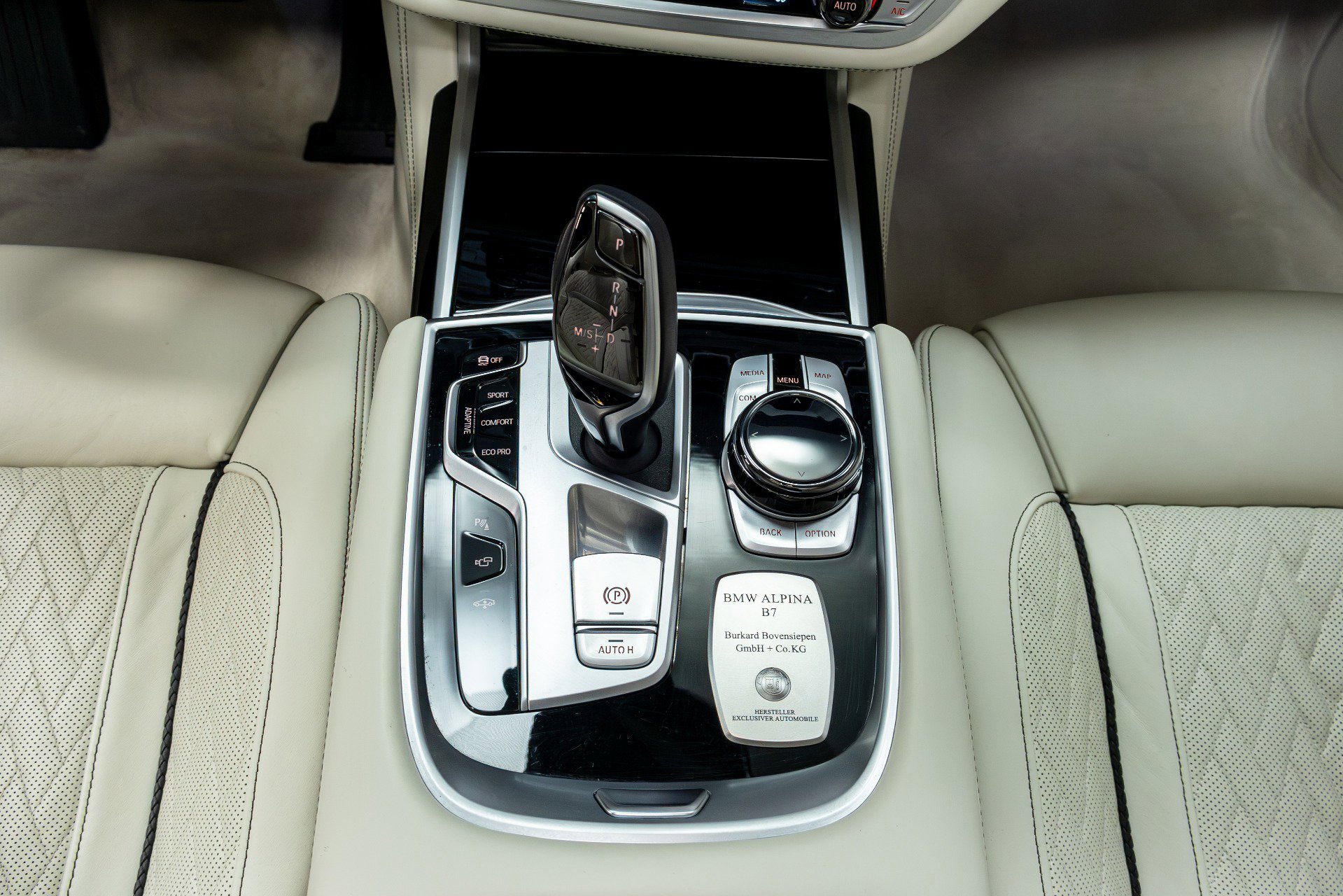 Used 2020 BMW ALPINA B7 xDrive w/ Interior Design Package image 37