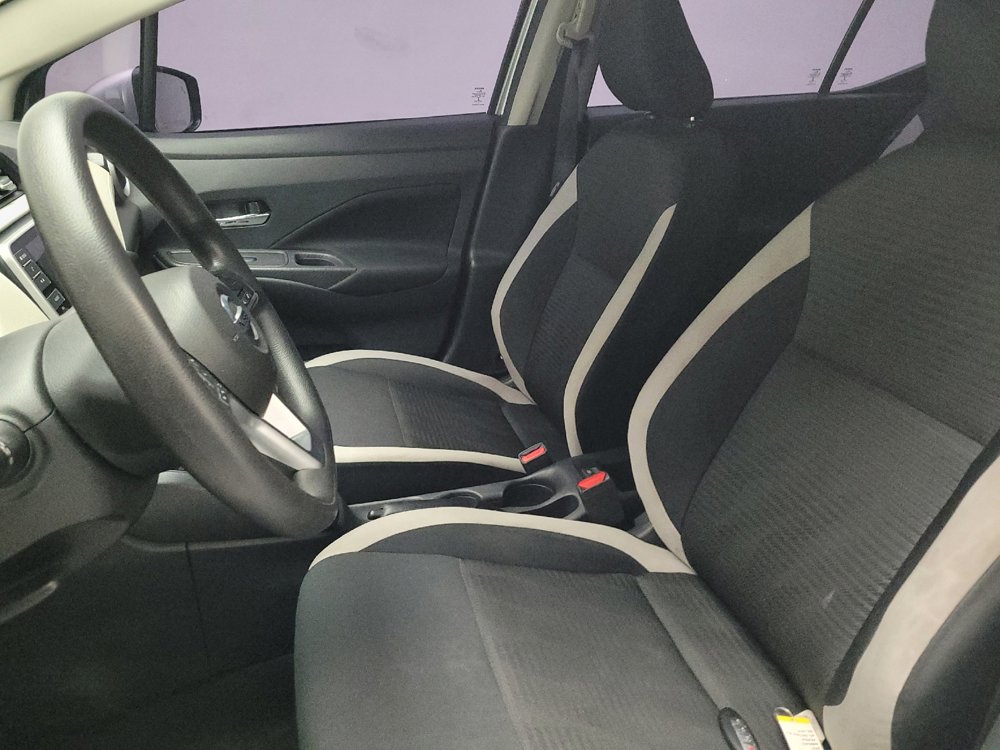 Used 2021 Nissan Versa SV image 17
